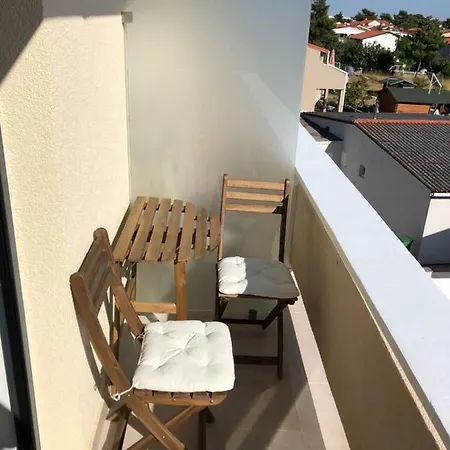Apartment Two Bedroom Bukal With A Sea View