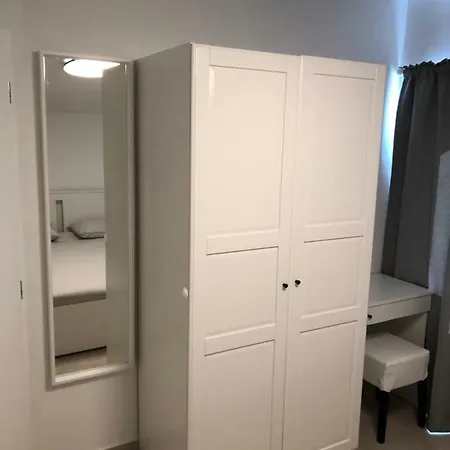 Two Bedroom Bukal With A Sea View Vir