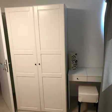 Two Bedroom Bukal With A Sea View Apartment Vir